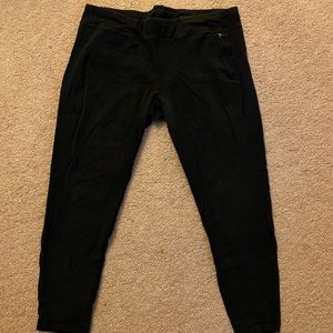 5/$20 & FREE SHIPPING Black Leggings!